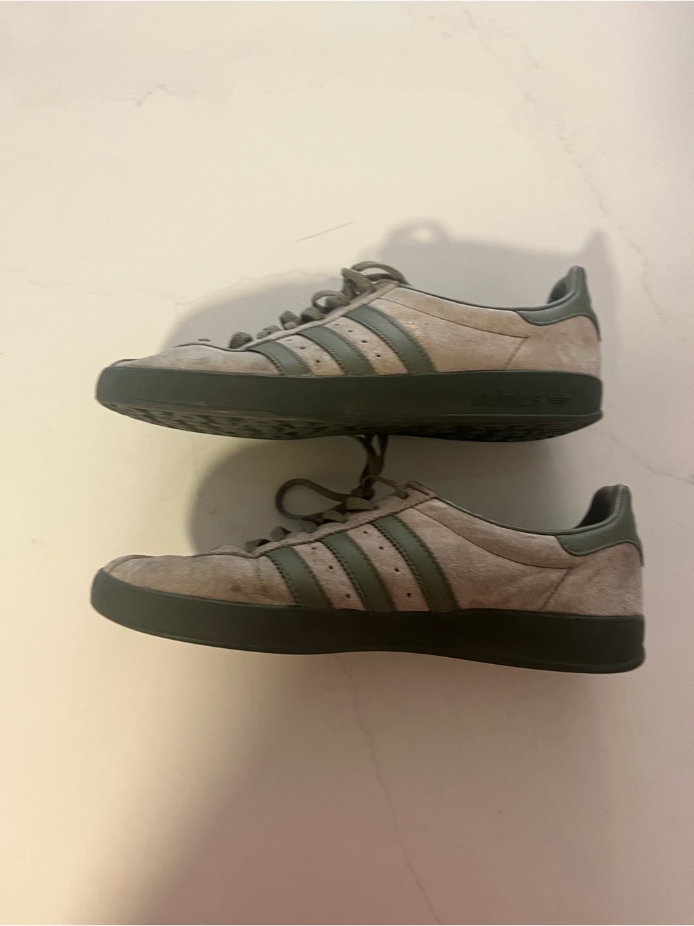 adidas Men’s Sneakers with Green Stripes - Picture 2 of 6